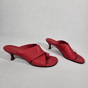 Vintage DONALD PLINER VESTA Y2K Red Leather Toe Ring Kitten Heel Sandals Size 8M